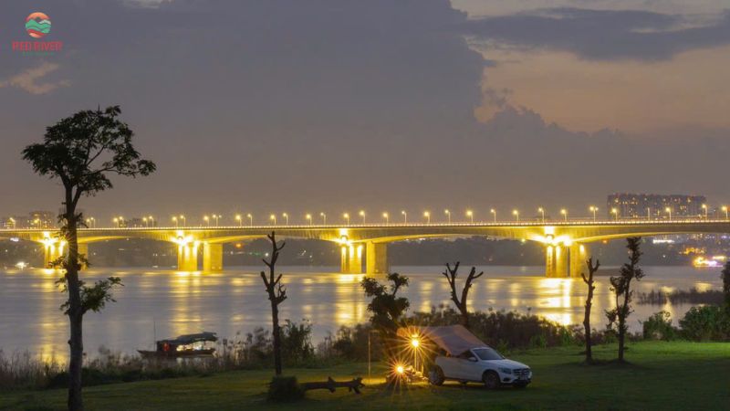 tai-sao-nen-chon-camping-cuoi-nam-tai-dao-song-hong